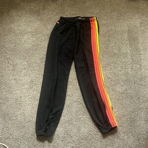 listing-status-banner